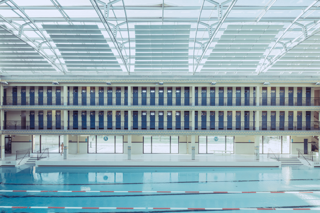 Swimming Pools - Photo 3